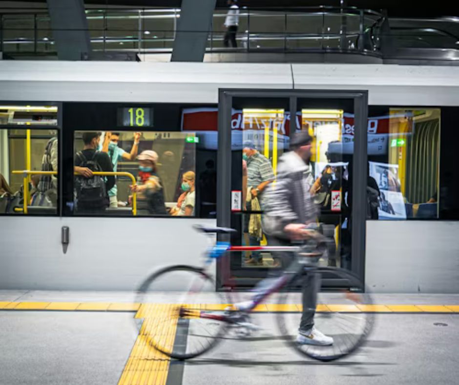 Public Transport Spain vs Portugal