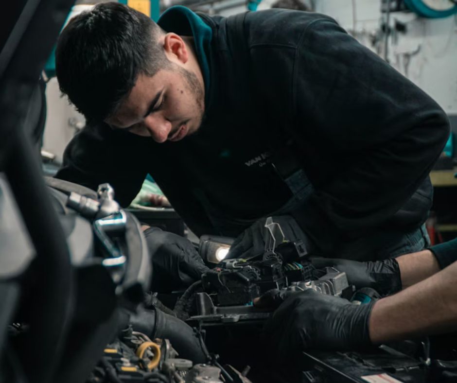 Car Mechanic Thailand